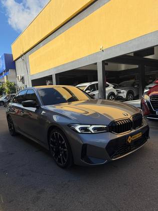 BMW 320i 2.0 16V TURBO FLEX M SPORT AUTOMÁTICO BMW 320i 2.0 16V TURBO FLEX M SPORT AUTOMÁTICO